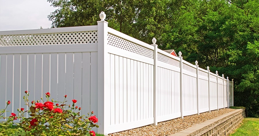 WPC Vertical Fence（Vertical Composite Fence Panels）