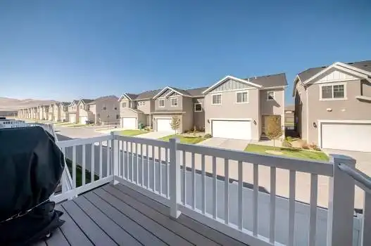 PVC Railings vs Metal Railings: Which Offers More Security?